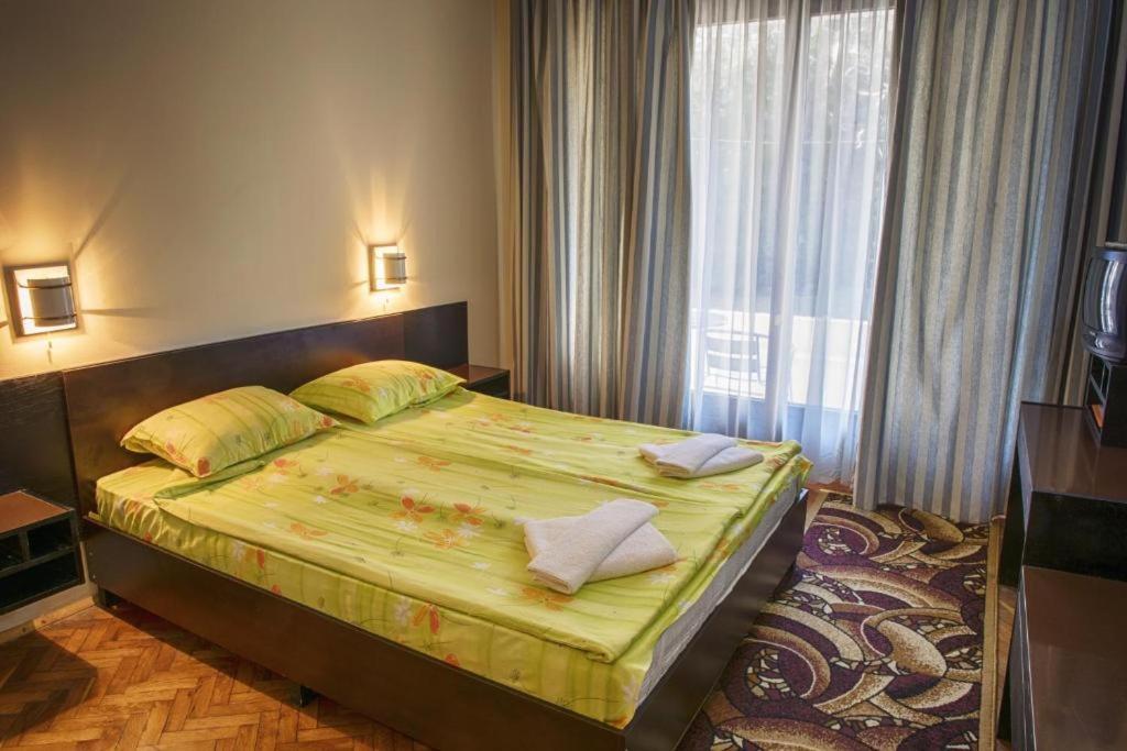 Хотел Русалка, Varna Extérieur photo